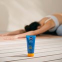 NIVEA SUN Protect & Dry Touch Crème-Gel - Zonnebrand SPF 30 - Zeer waterproof 175 ml
