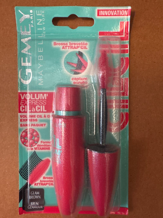 Mascara volume express marron Maybelline -cil à cil