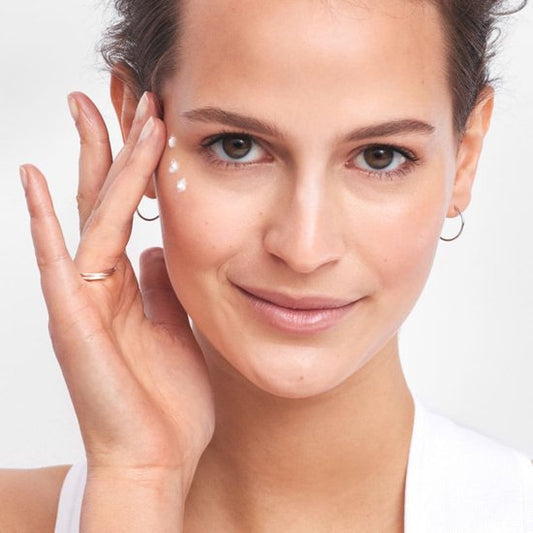Olay (Olaz) Regenerist Oogcrème - oogcrème met niacinamide & peptiden - 15ml