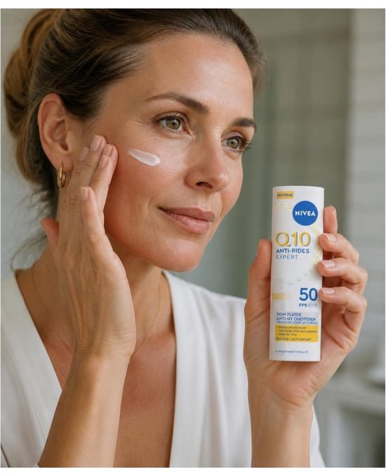 NIVEA Q10 Daily Fluid Dagcreme voor Vrouwen - Anti-Rimpel Creme met SPF 50+ - Gezichtsverzorging - 40ml